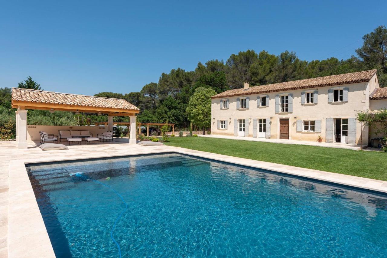Hotel Mas De Lure Salon-de-Provence Exterior foto